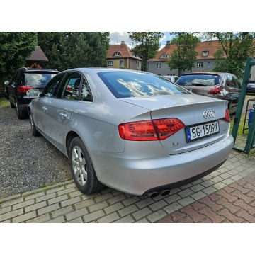 Audi A4  Sedan/Limuzyna 2010,  1.8 benzyna - Na sprzedaż za 21 900 zł - Ruda Śląska - zdjęcie 6
