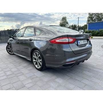 Ford Mondeo  Hatchback 2018,  2.0 diesel, automat - Na sprzedaż za 64 900 zł - Myszyniec - zdjęcie 2