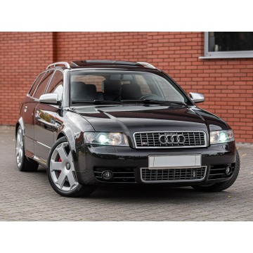 Audi S4  Kombi 2005,  4.2 benzyna, automat - Na sprzedaż za 39 900 zł - Podzagajnik - zdjęcie 1