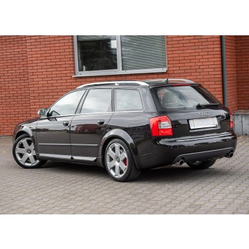 Audi S4  Kombi 2005,  4.2 benzyna, automat - Na sprzedaż za 39 900 zł - Podzagajnik - zdjęcie 9