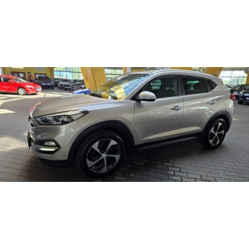 Hyundai Tucson  SUV 2016,  1.7 diesel - Na sprzedaż za 56 900 zł - Mysłowice - zdjęcie 4