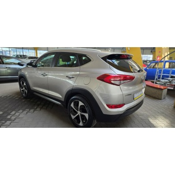 Hyundai Tucson  SUV 2016,  1.7 diesel - Na sprzedaż za 56 900 zł - Mysłowice - zdjęcie 7