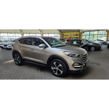 Hyundai Tucson  SUV 2016,  1.7 diesel - Na sprzedaż za 56 900 zł - Mysłowice - zdjęcie 11
