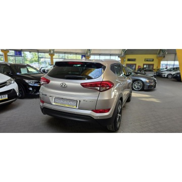 Hyundai Tucson  SUV 2016,  1.7 diesel - Na sprzedaż za 56 900 zł - Mysłowice - zdjęcie 9