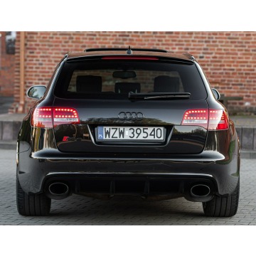 Audi RS6  Kombi 2009,  5.0 benzyna, automat - Na sprzedaż za 109 900 zł - Podzagajnik - zdjęcie 11