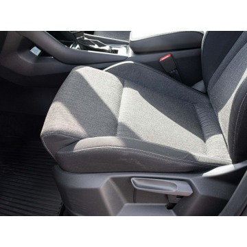 Skoda Karoq  SUV 2019,  1.6 diesel, automat - Na sprzedaż za 68 910 zł - Gdynia - zdjęcie 10