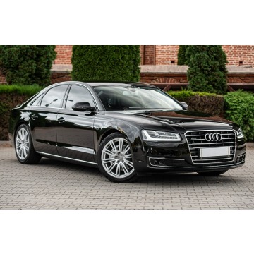 Audi A8  Sedan/Limuzyna 2017,  3.0 diesel, automat - Na sprzedaż za 119 900 zł - Podzagajnik - zdjęcie 2
