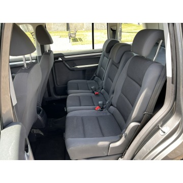 Volkswagen Touran  Minivan/Van 2011,  1.6 diesel - Na sprzedaż za 28 900 zł - Myszyniec - zdjęcie 8