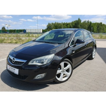 Opel Astra - 2010
