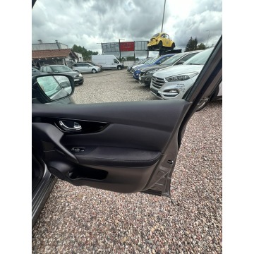 Nissan Qashqai  SUV 2015,  1.6 diesel, automat - Na sprzedaż za 36 100 zł - Słupsk - zdjęcie 9