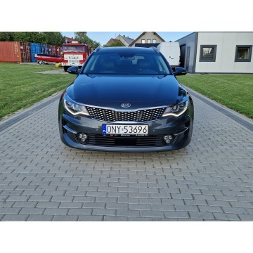 Kia Optima  Kombi 2017,  1.7 diesel, automat - Na sprzedaż za 45 900 zł - Strobice - zdjęcie 6
