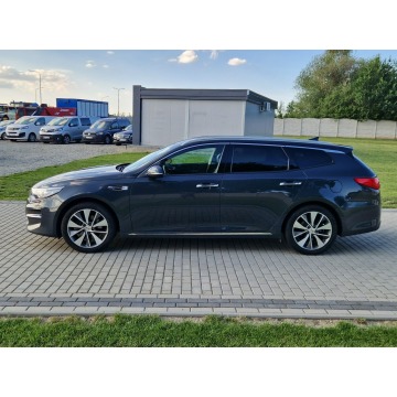 Kia Optima  Kombi 2017,  1.7 diesel, automat - Na sprzedaż za 45 900 zł - Strobice - zdjęcie 3