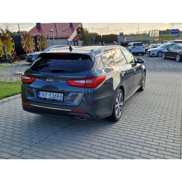 Kia Optima  Kombi 2017,  1.7 diesel, automat - Na sprzedaż za 45 900 zł - Strobice - zdjęcie 11