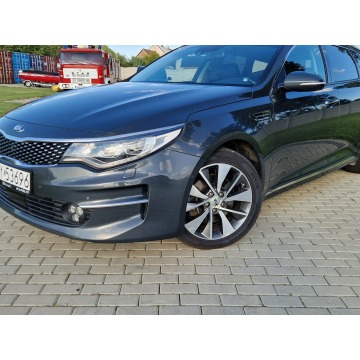 Kia Optima  Kombi 2017,  1.7 diesel, automat - Na sprzedaż za 45 900 zł - Strobice - zdjęcie 12