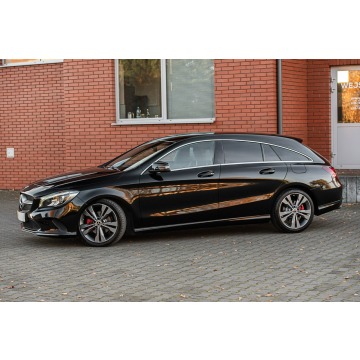 Mercedes - Benz CLA-klasa  Kombi 2019,  2.2 diesel, automat - Na sprzedaż za 67 900 zł - Podzagajnik - zdjęcie 8