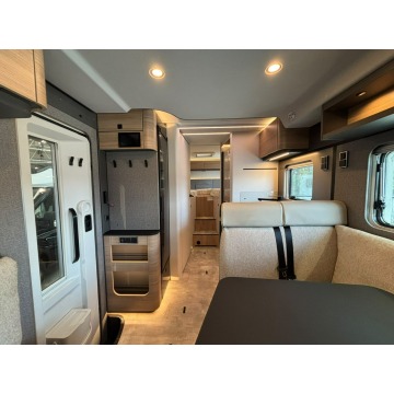Hymer-Eriba BMC - T 680 - Przestronna Półintegra... - Pojazdy specjalistyczne - Janki - zdjęcie 11