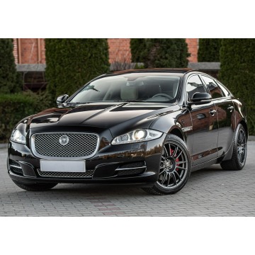 Jaguar XJ  Sedan/Limuzyna 2015,  3.0 benzyna, automat - Na sprzedaż za 67 900 zł - Podzagajnik - zdjęcie 5