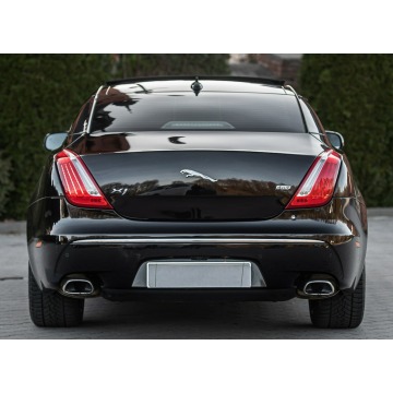 Jaguar XJ  Sedan/Limuzyna 2015,  3.0 benzyna, automat - Na sprzedaż za 67 900 zł - Podzagajnik - zdjęcie 11