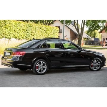 Mercedes - Benz E-klasa  Sedan/Limuzyna 2016,  2.2 diesel, automat - Na sprzedaż za 59 900 zł - Podzagajnik - zdjęcie 4