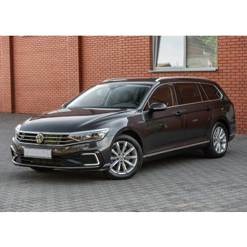 Volkswagen Passat  Kombi 2021,  1.4 hybryda, automat - Na sprzedaż za 67 900 zł - Podzagajnik - zdjęcie 8