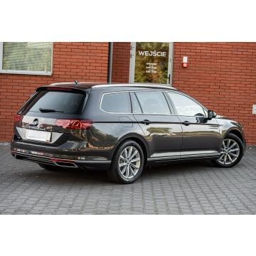 Volkswagen Passat  Kombi 2021,  1.4 hybryda, automat - Na sprzedaż za 67 900 zł - Podzagajnik - zdjęcie 4