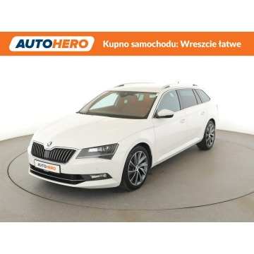 Škoda Superb -  Laurin & Klement, 4x4, Skóra, Pamięć foteli, Podg.fotele, Navi, Kamer