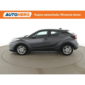 Toyota C-HR  SUV 2022,  1.8 hybryda, automat - Na sprzedaż za 86 900 zł - Warszawa - zdjęcie 2
