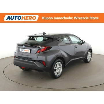 Toyota C-HR  SUV 2022,  1.8 hybryda, automat - Na sprzedaż za 86 900 zł - Warszawa - zdjęcie 7