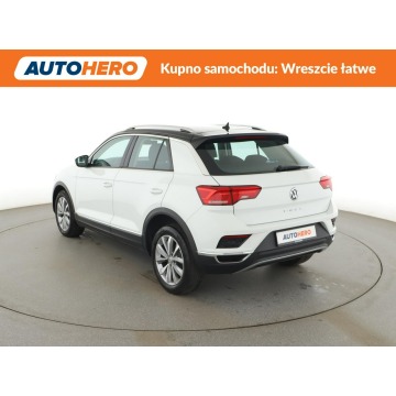 Volkswagen T-Roc  SUV 2018,  1.0 benzyna - Na sprzedaż za 52 400 zł - Warszawa - zdjęcie 4