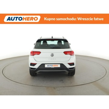 Volkswagen T-Roc  SUV 2018,  1.0 benzyna - Na sprzedaż za 52 400 zł - Warszawa - zdjęcie 6