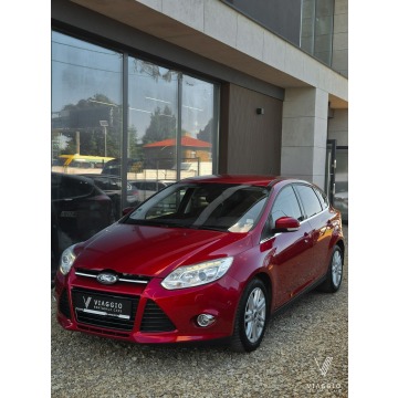 Ford Focus  Hatchback 2011,  1.6 benzyna - Na sprzedaż za 25 899 zł - Tychy - zdjęcie 6