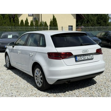 Audi A3  Hatchback 2014,  1.2 benzyna - Na sprzedaż za 36 900 zł - Wrocław - zdjęcie 8