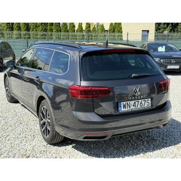 Volkswagen Passat  Kombi 2023,  2.0 diesel, automat - Na sprzedaż za 88 900 zł - Wrocław - zdjęcie 8