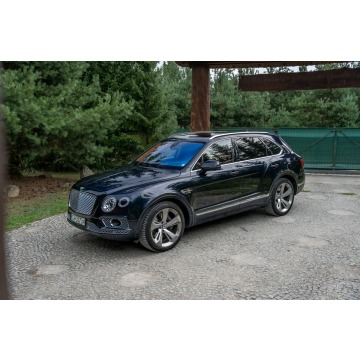 Bentley Bentayga  SUV 2017,  6.0 benzyna, automat - Na sprzedaż za 699 777 zł - Ropczyce - zdjęcie 3