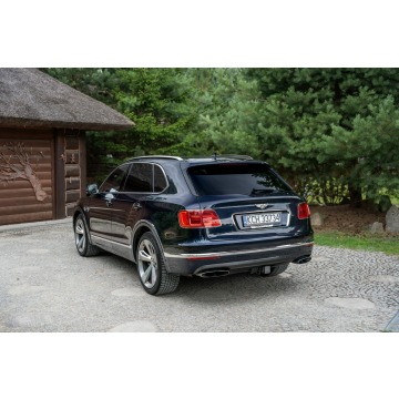 Bentley Bentayga  SUV 2017,  6.0 benzyna, automat - Na sprzedaż za 699 777 zł - Ropczyce - zdjęcie 2