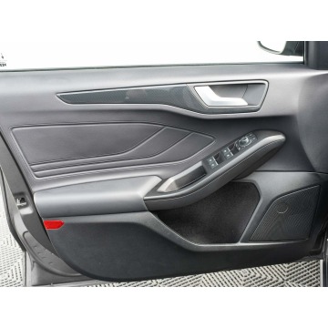 Ford Focus  Kombi 2024,  2.3 benzyna, automat - Na sprzedaż za 129 850 zł - Gdańsk - zdjęcie 9