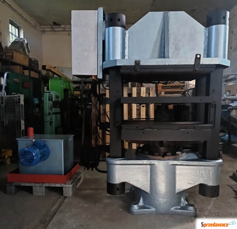 Prasa hydrauliczna czeska stoły 800 x 800mm. - Pozostałe w dziale P... - Malbork