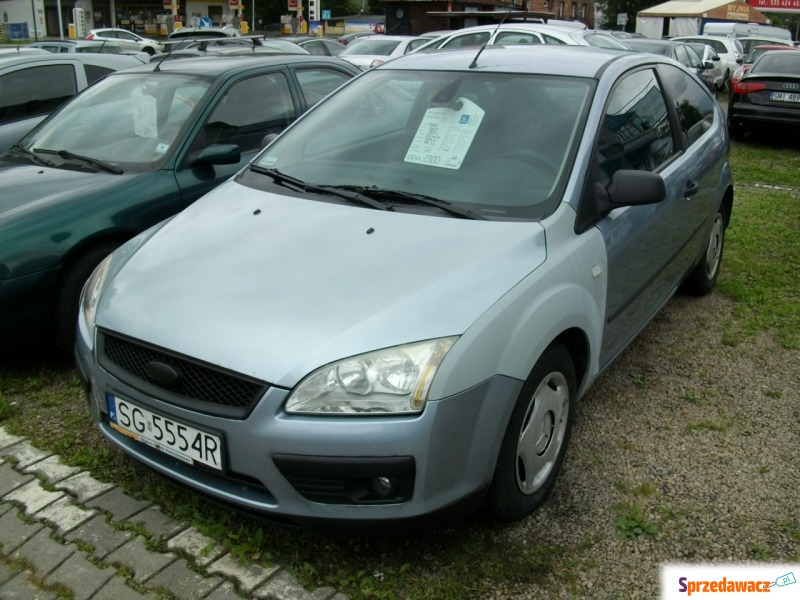 Ford Focus  Hatchback 2005,  1.6 benzyna - Na sprzedaż za 2 900,00 zł - Katowice