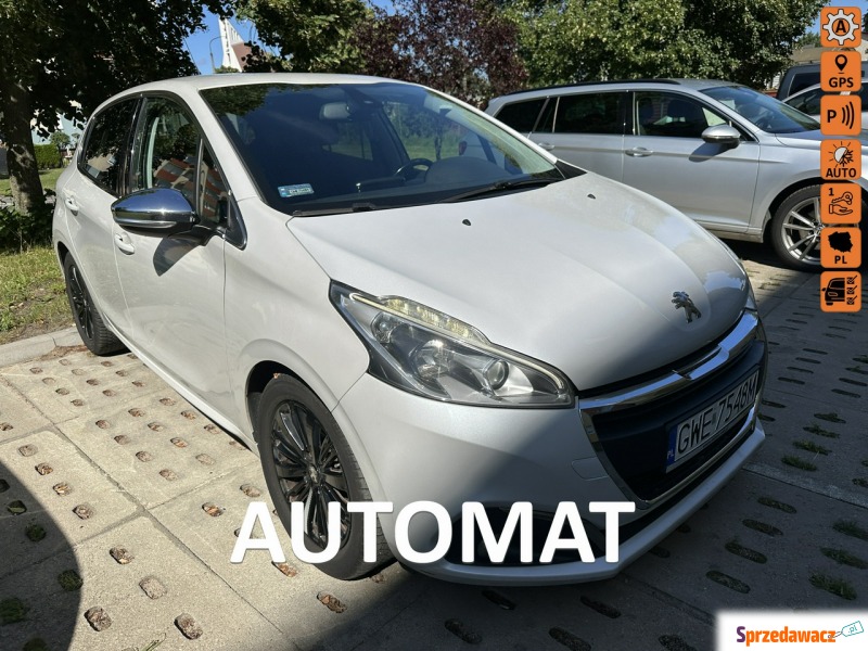 Peugeot 208  Hatchback 2017,  1.2 benzyna, automat - Na sprzedaż za 24 500 zł - Wejherowo
