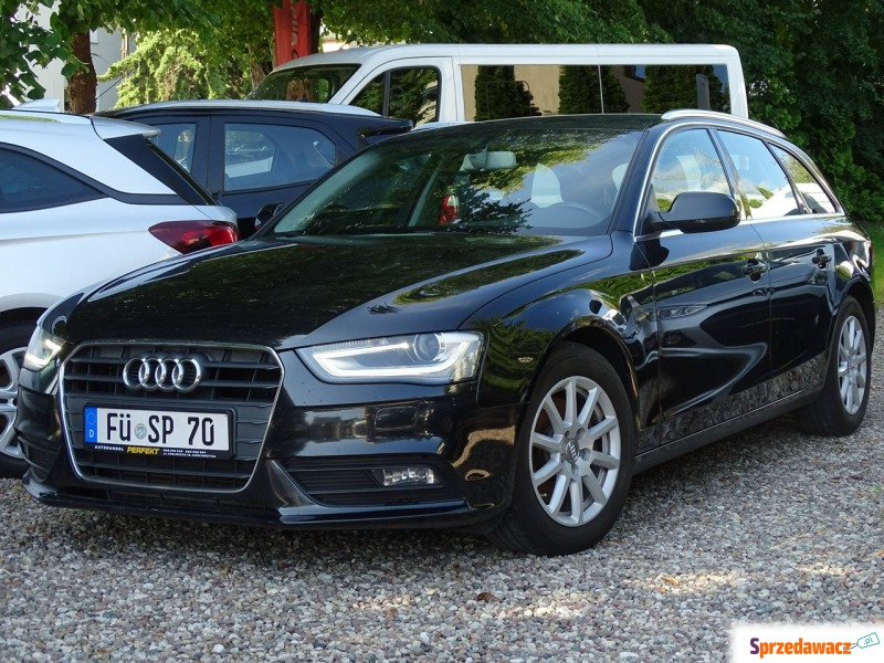Audi A4  Kombi 2012,  2.0 diesel - Na sprzedaż za 35 900 zł - Kościerzyna
