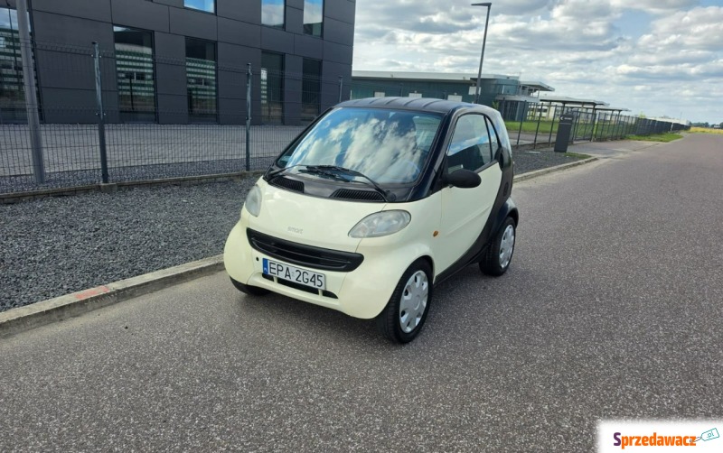 Smart Fortwo  Hatchback 1999,  0.6 benzyna, automat - Na sprzedaż za 3 300,00 zł - Pabianice