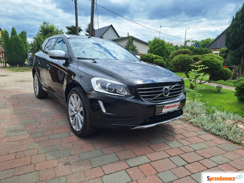 Volvo   SUV 2015,  2.0 diesel - Na sprzedaż za 56 900 zł - Załom