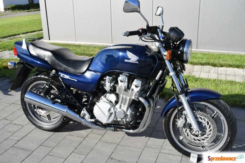 Honda CB - bardzo ładny stan, oryginał, silnik... - Motocykle szosowo -... - Śrem