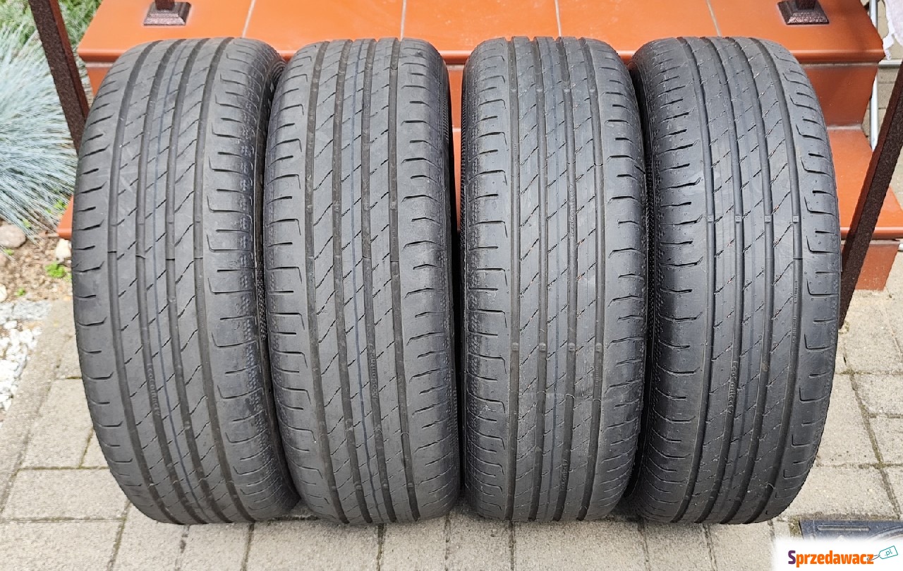 Opony letnie 215/60R17 96H  Co...