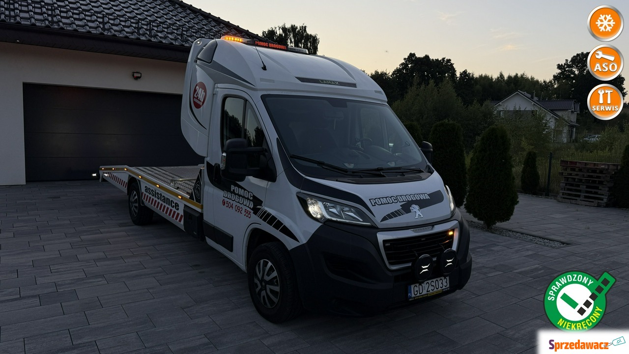Peugeot Boxer - Auto laweta 2.2...