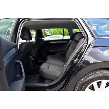 Skoda Superb  Kombi 2022,  2.0 diesel, automat - Na sprzedaż za 73 900 zł - Warszawa - zdjęcie 6