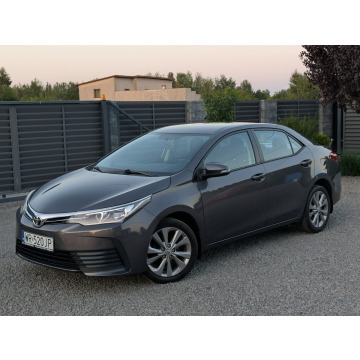 Toyota Corolla  Sedan/Limuzyna 2018,  1.3 benzyna - Na sprzedaż za 39 900 zł - Radom - zdjęcie 2