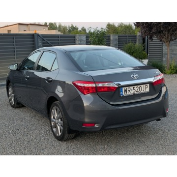 Toyota Corolla  Sedan/Limuzyna 2018,  1.3 benzyna - Na sprzedaż za 39 900 zł - Radom - zdjęcie 5