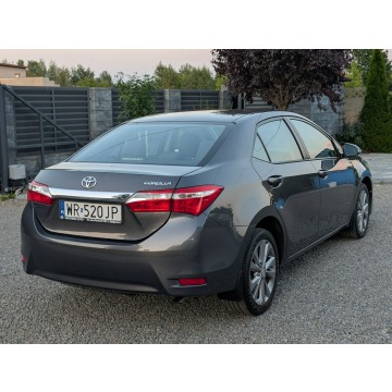 Toyota Corolla  Sedan/Limuzyna 2018,  1.3 benzyna - Na sprzedaż za 39 900 zł - Radom - zdjęcie 7