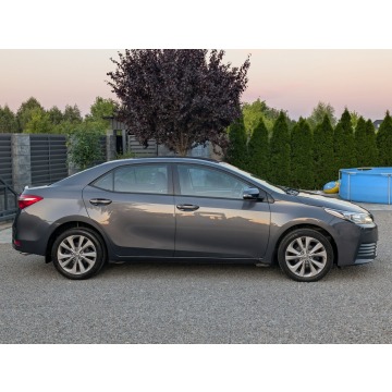 Toyota Corolla  Sedan/Limuzyna 2018,  1.3 benzyna - Na sprzedaż za 39 900 zł - Radom - zdjęcie 9